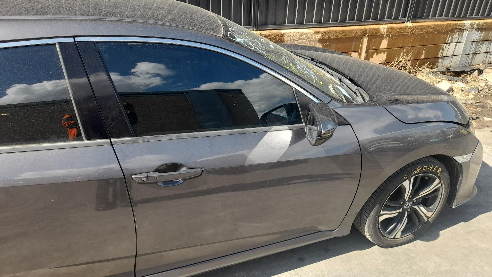 View Auto part Right Front Door Honda Civic 2017