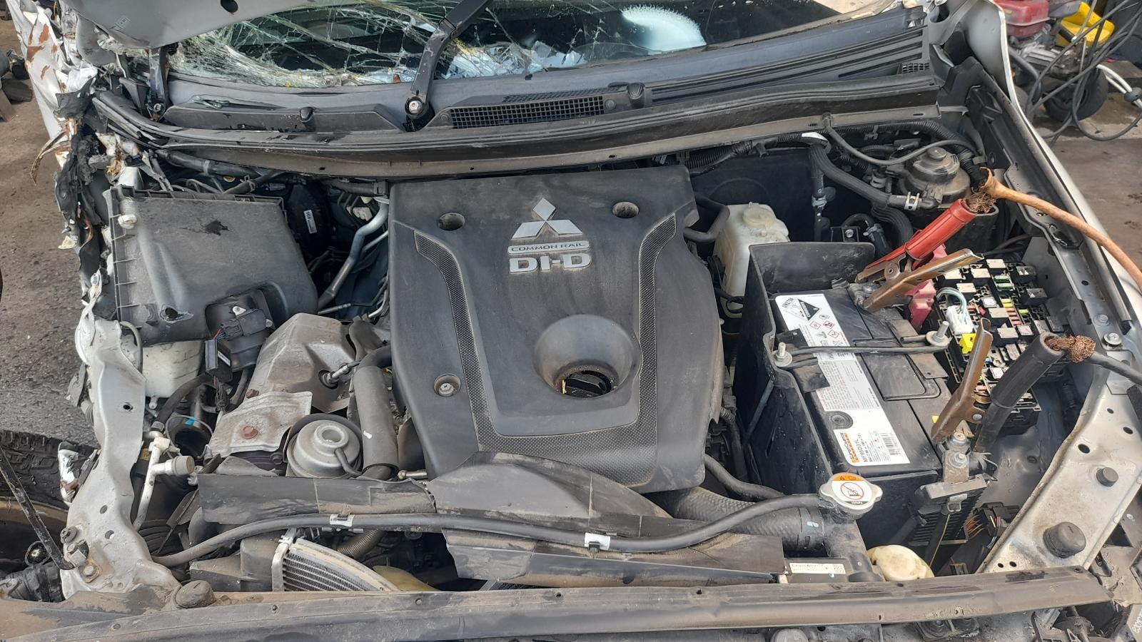 View Auto part Engine Mitsubishi Pajero 2015