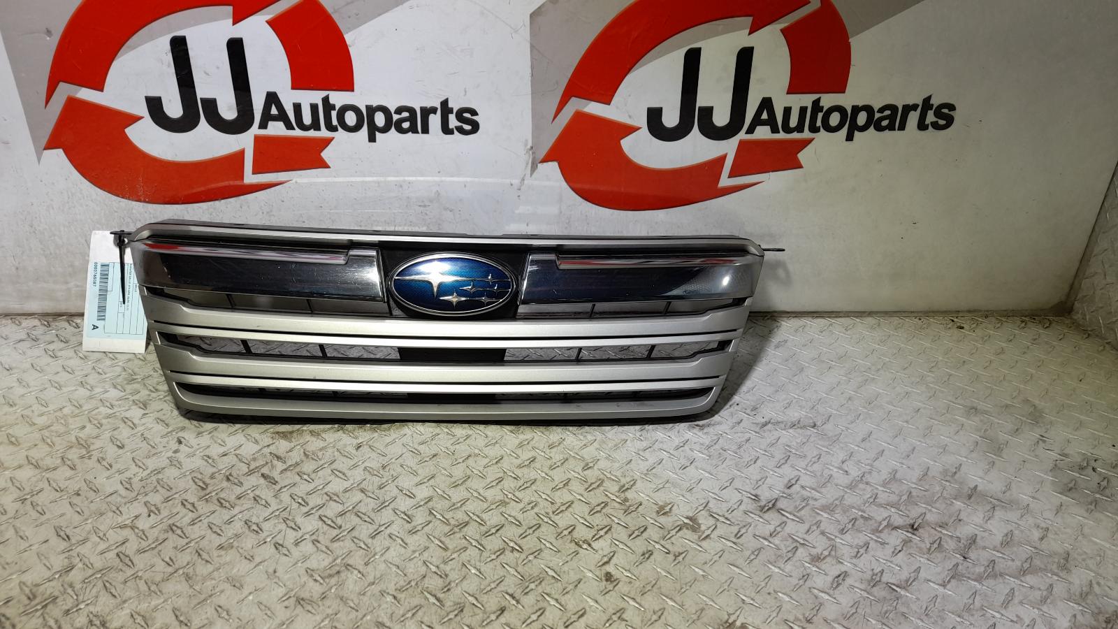 View Auto part Grille Subaru Outback 2012