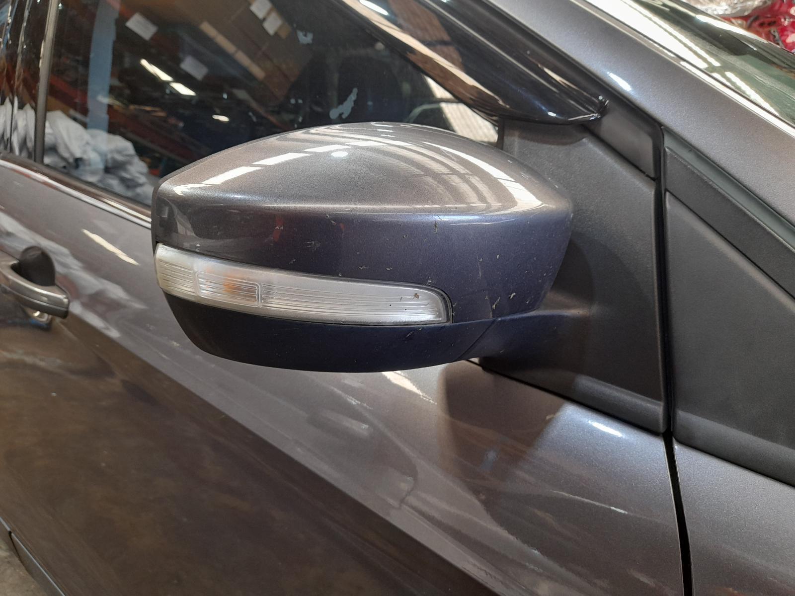 View Auto part Right Door Mirror Ford Kuga 2013