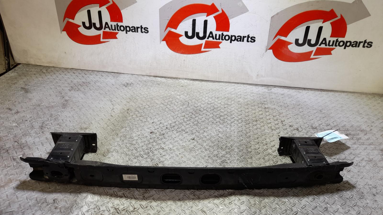 View Auto part R/Bar Bracket/Reinfo Mercedes A Class 2013