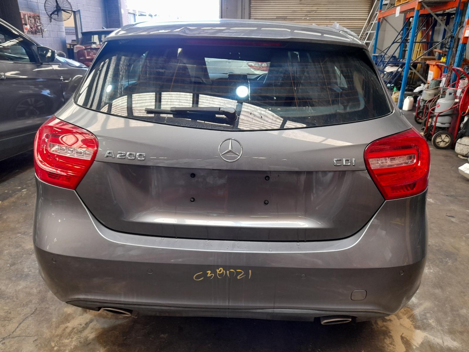 View Auto part Bootlid/Tailgate Mercedes A Class 2013