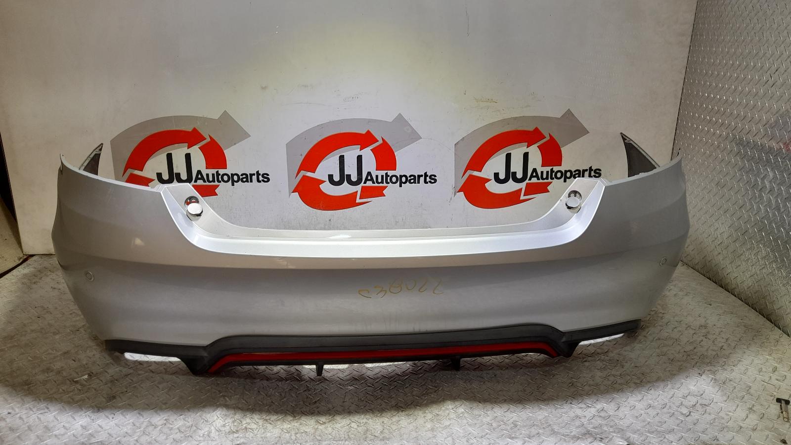 View Auto part Rear Bumper Toyota Camry 2016