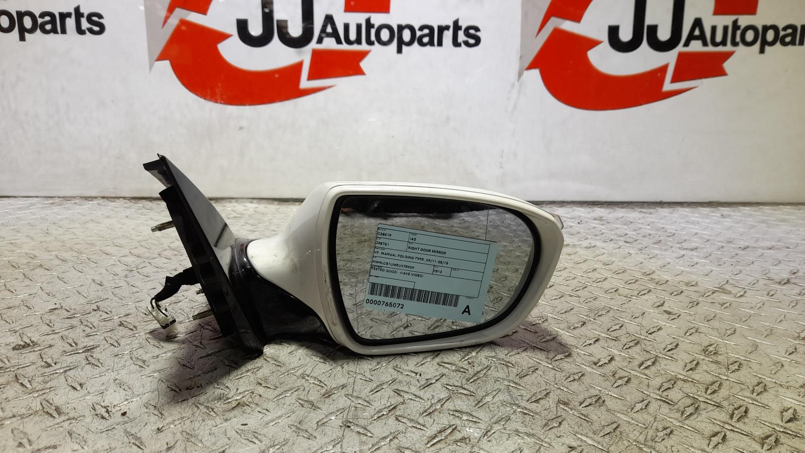 View Auto part Right Door Mirror Hyundai I40 2013