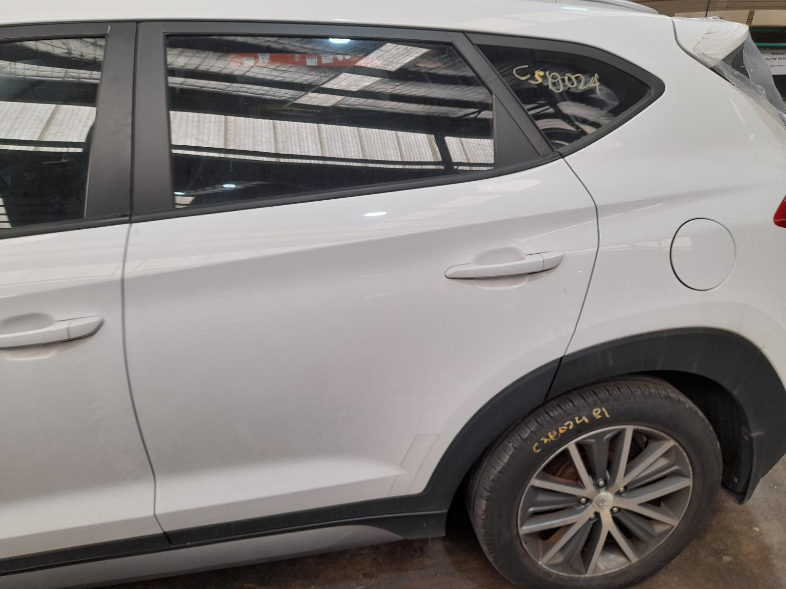 View Auto part Left Rear Door/Sliding Hyundai Tucson 2016
