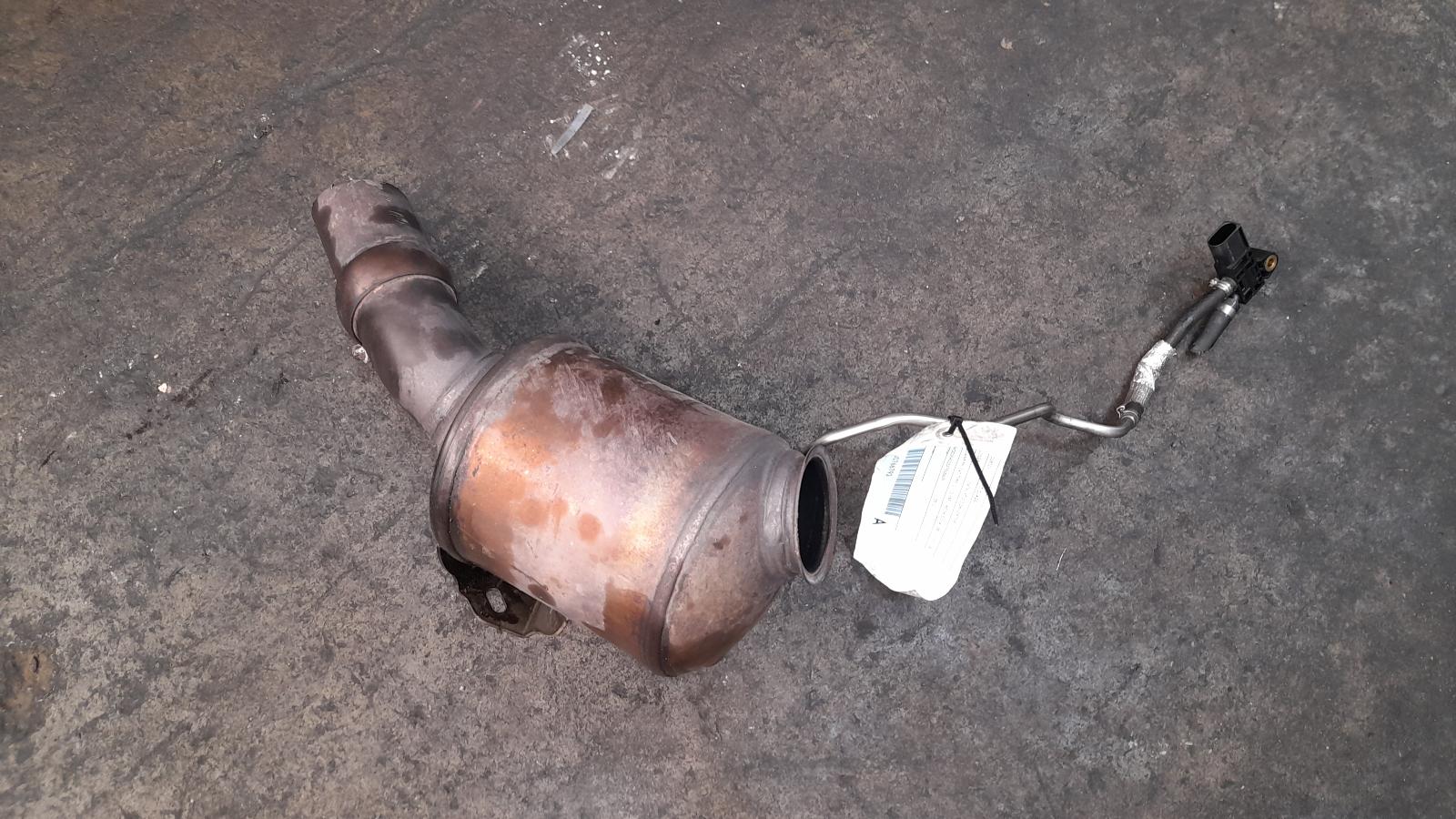 View Auto part Catalytic Converter Mercedes C Class 2012
