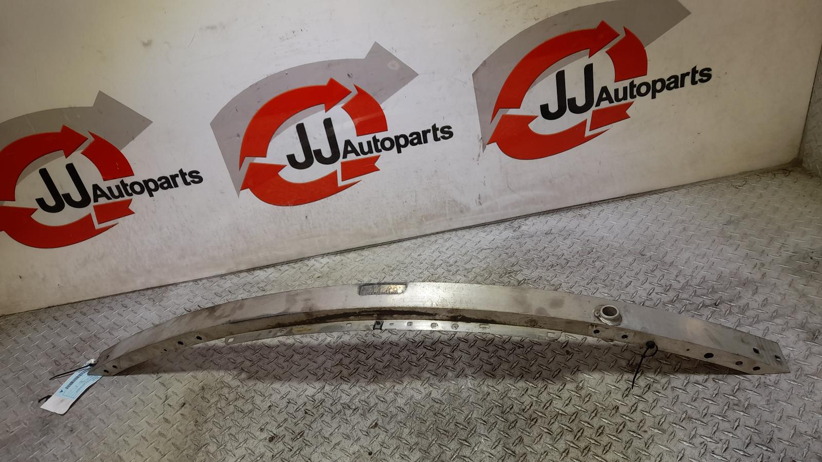 View Auto part F/Bar Reinforc/Brack Mercedes C Class 2012
