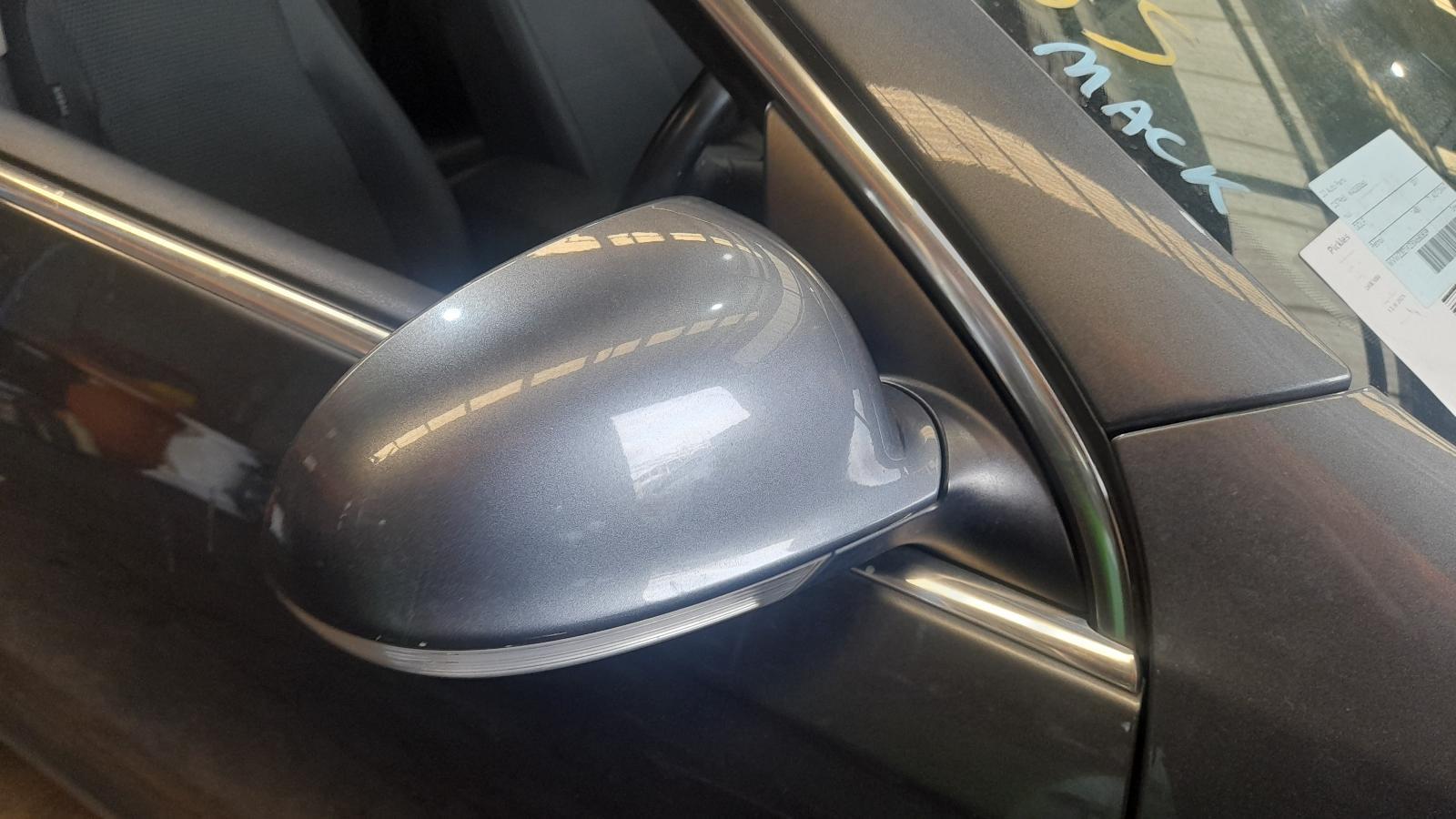 View Auto part Right Door Mirror Volkswagen Golf 2011