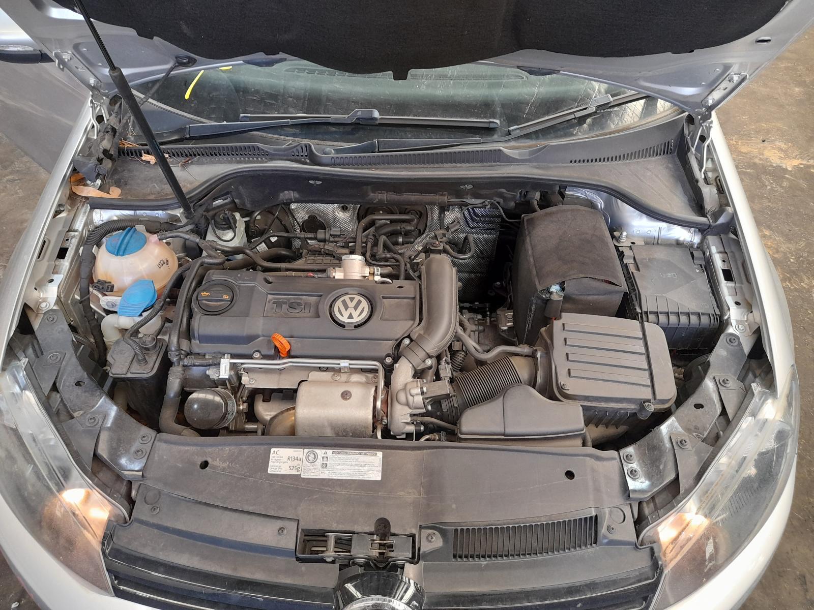 View Auto part Engine Volkswagen Golf 2011