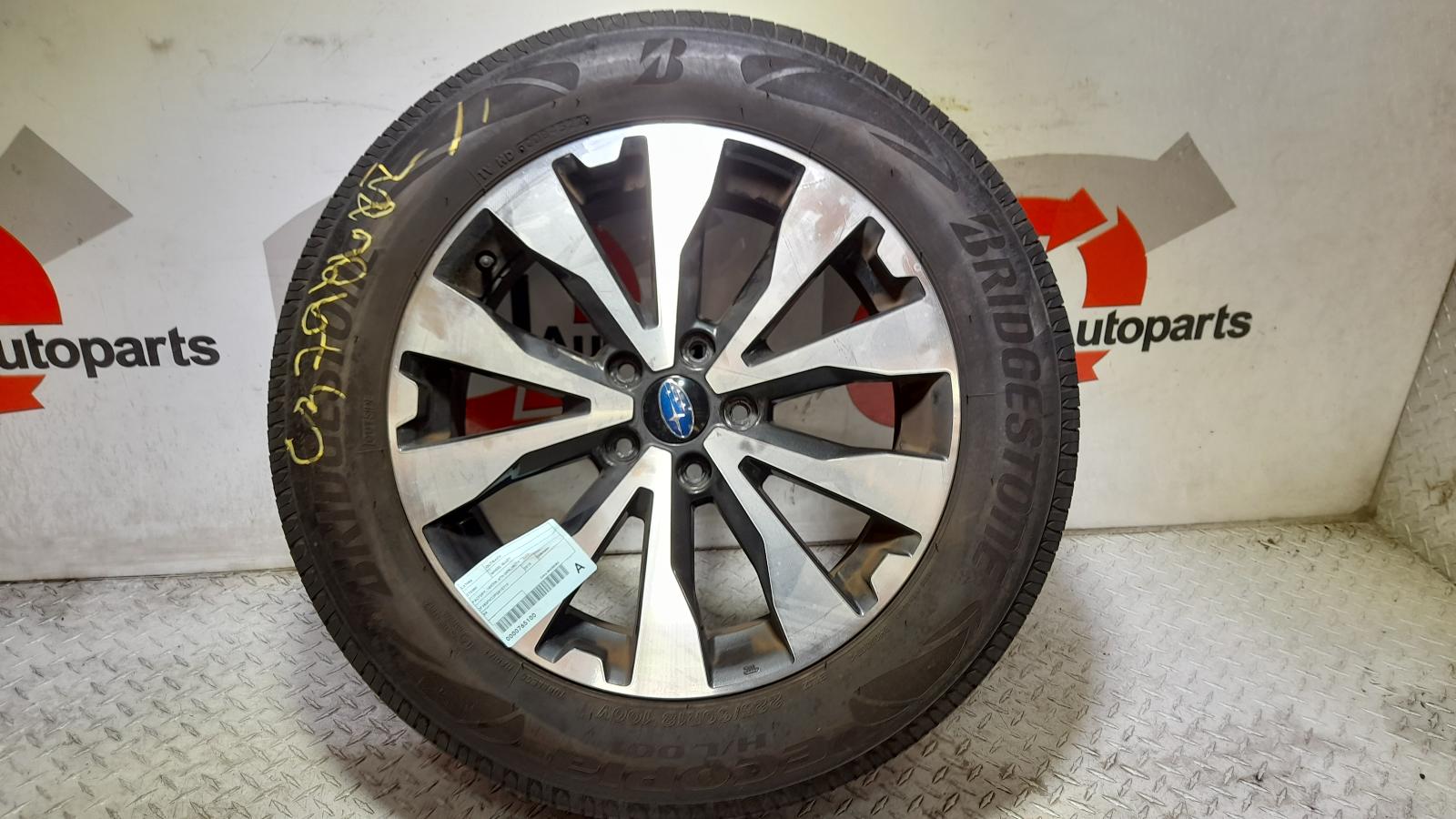 View Auto part Wheel Mag Subaru Outback 2015