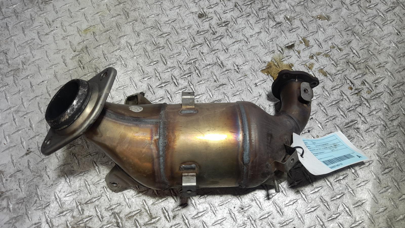 View Auto part Catalytic Converter Toyota Rav4 2013