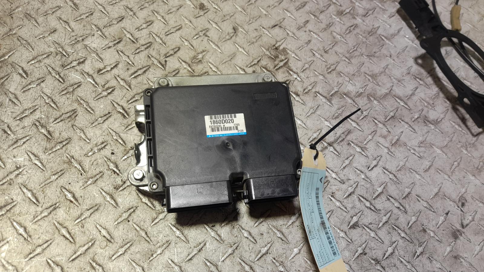 View Auto part Ecu Mitsubishi Lancer 2017