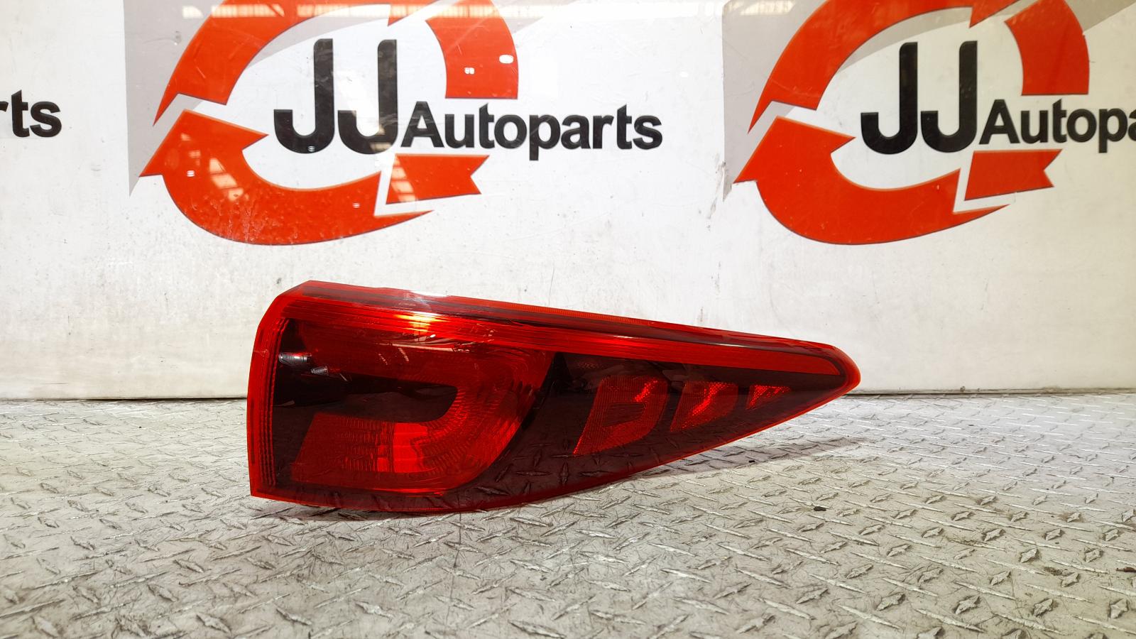 View Auto part Right Taillight Kia Sportage 2017