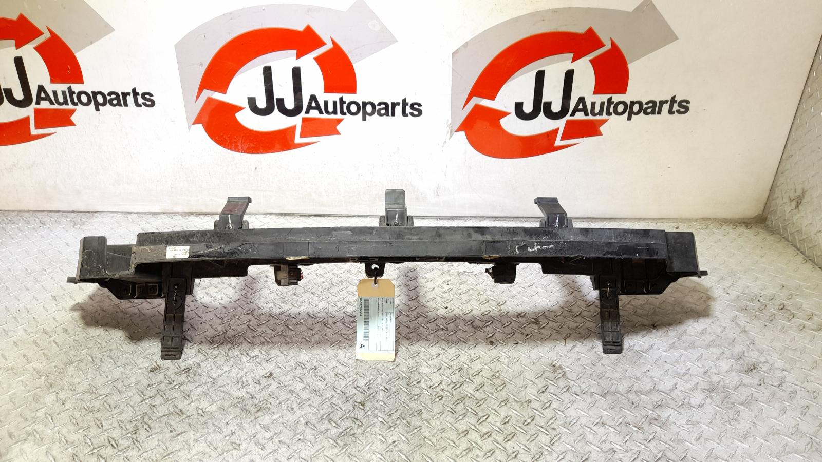 View Auto part R/Bar Bracket/Reinfo Kia Sportage 2017