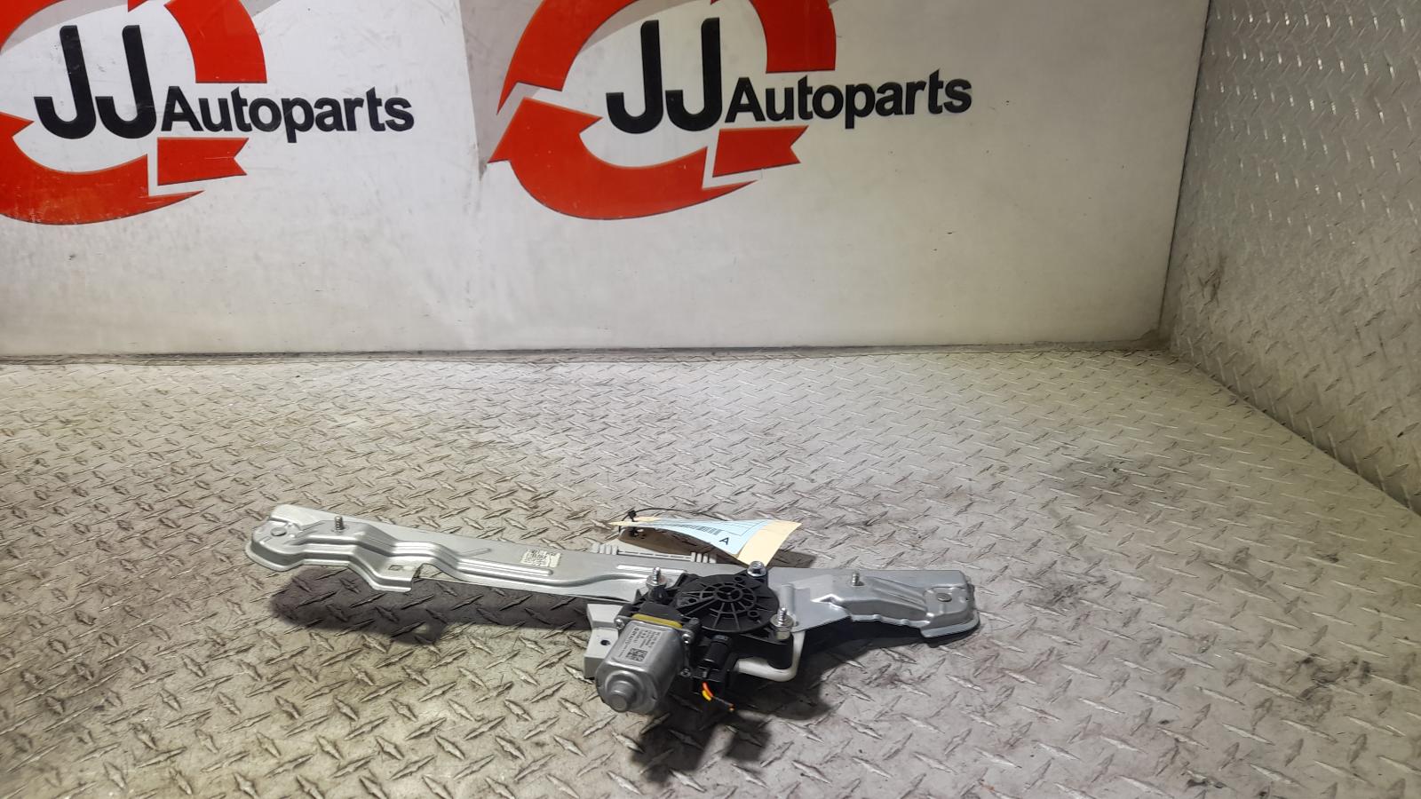View Auto part Left Front Window Reg/Motor Hyundai Kona 2019