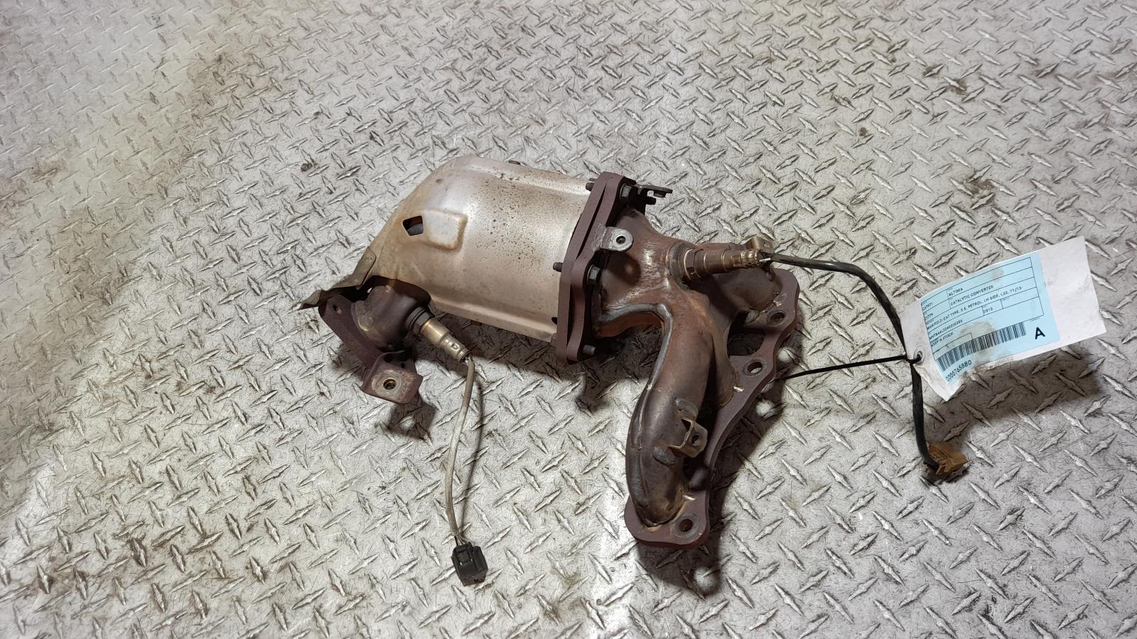 View Auto part Catalytic Converter Nissan Altima 2013