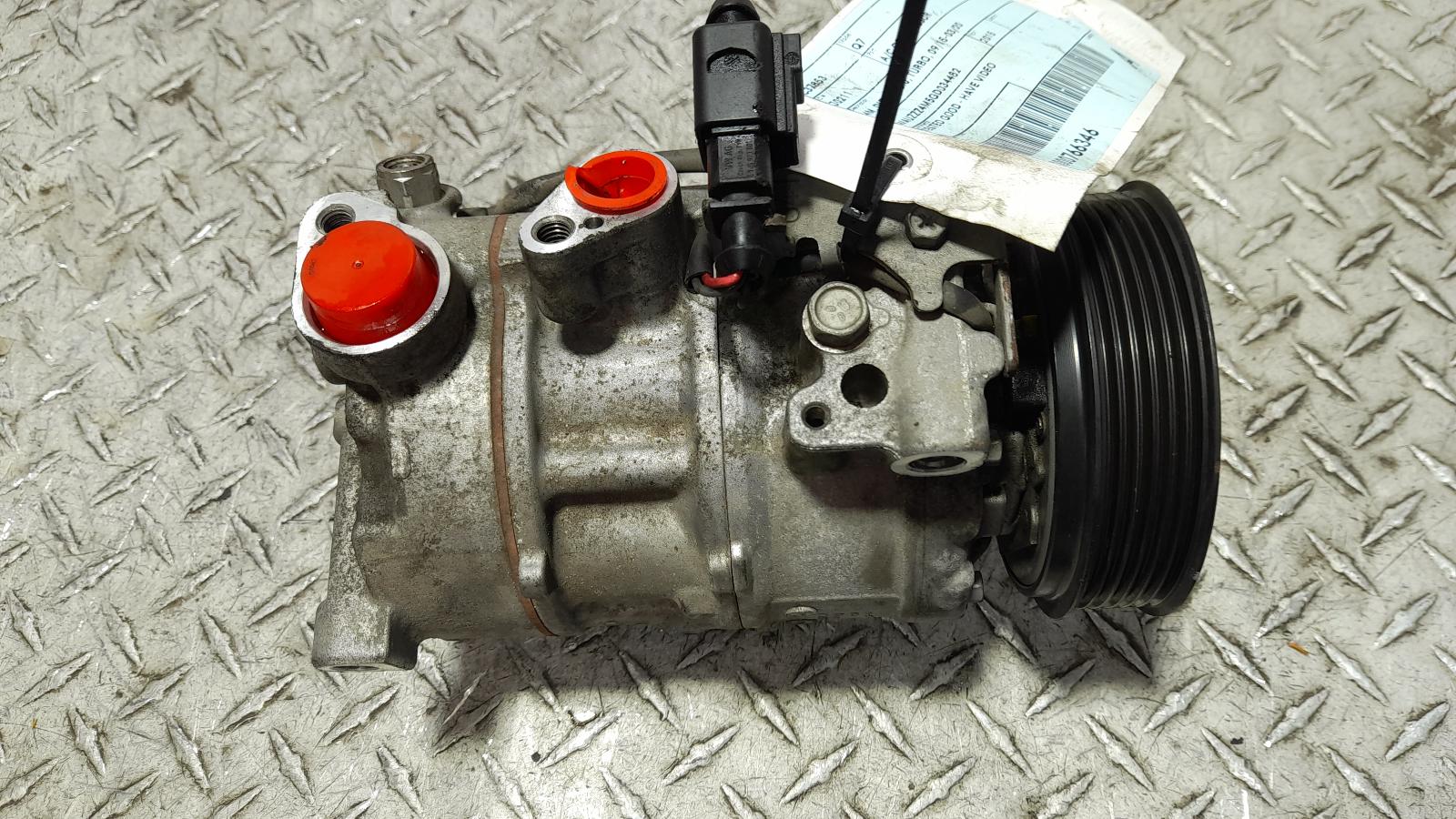 View Auto part A/C Compressor Audi Q7 2015