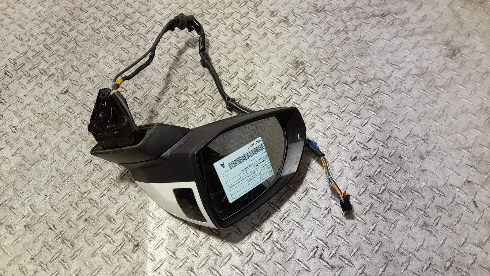 View Auto part Left Door Mirror Audi Q7 2015