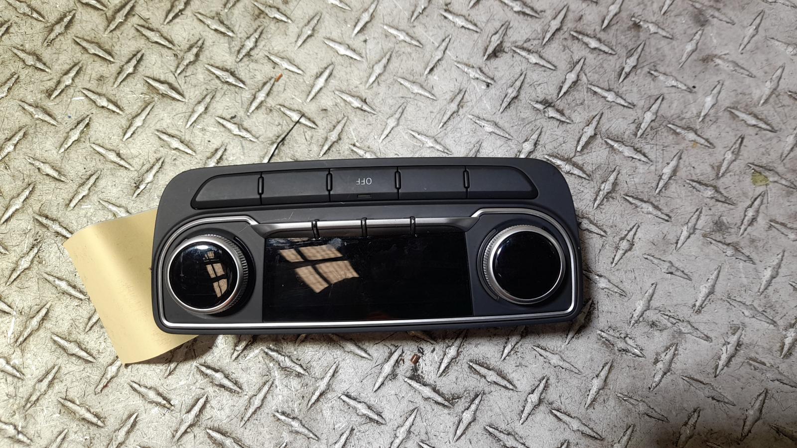 View Auto part Heater/Ac Controls Audi Q7 2015