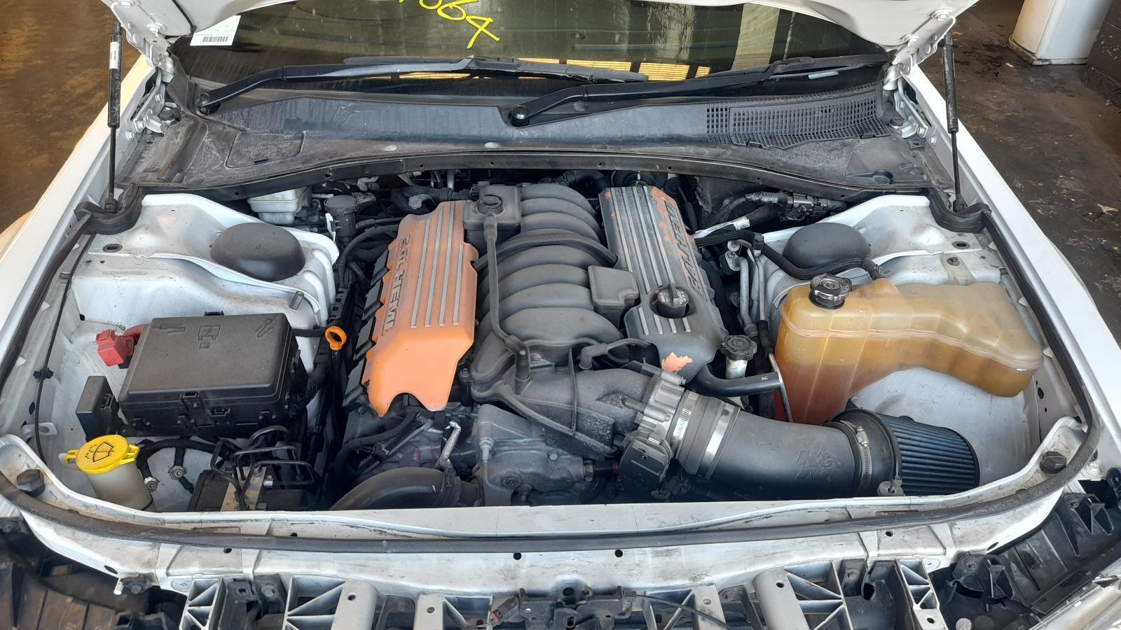 View Auto part Engine Chrysler 300c 2012