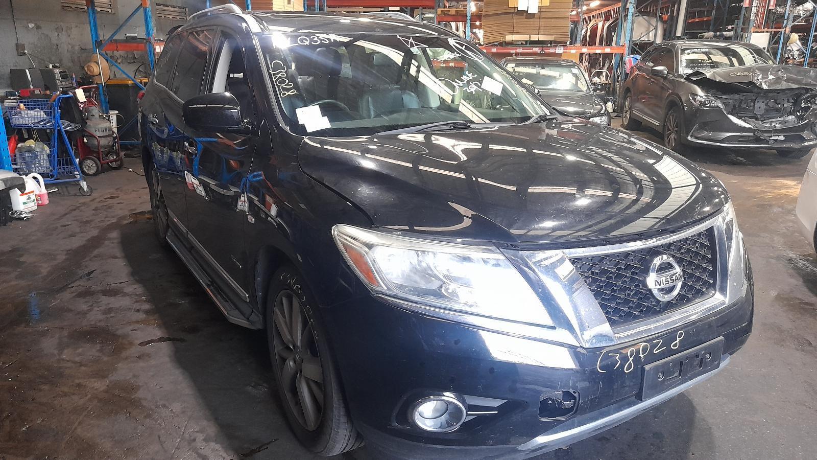 View Auto part Trans/Gearbox Nissan Pathfinder 2014