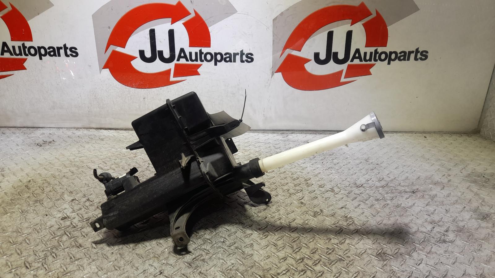 View Auto part Washer Bottle Nissan Pathfinder 2014