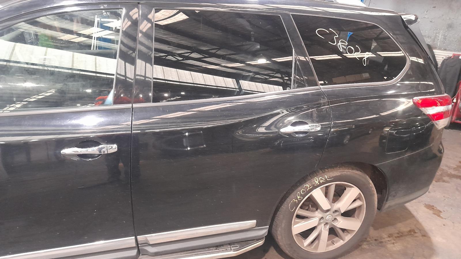 View Auto part Left Rear Door/Sliding Nissan Pathfinder 2014