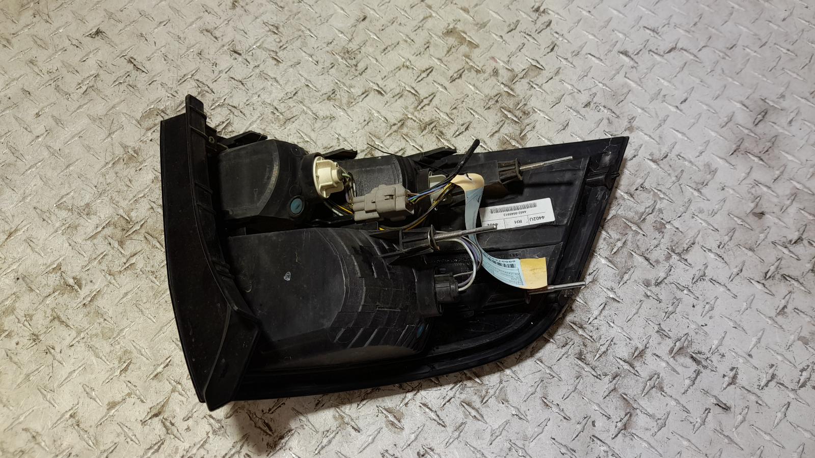 View Auto part Right Taillight Holden Commodore 2014