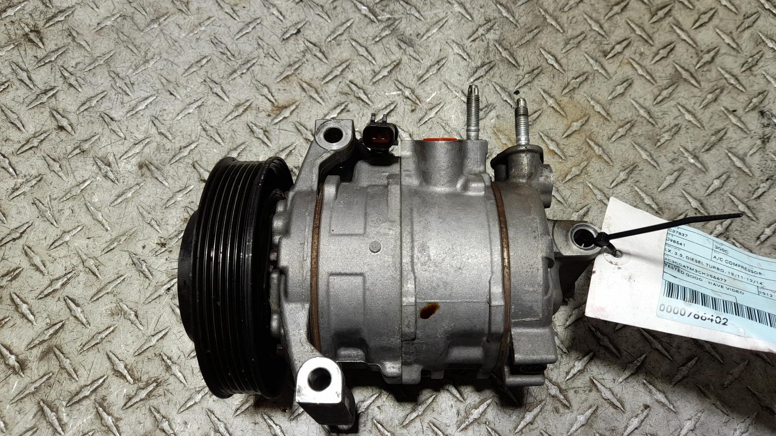 View Auto part A/C Compressor Chrysler 300c 2012