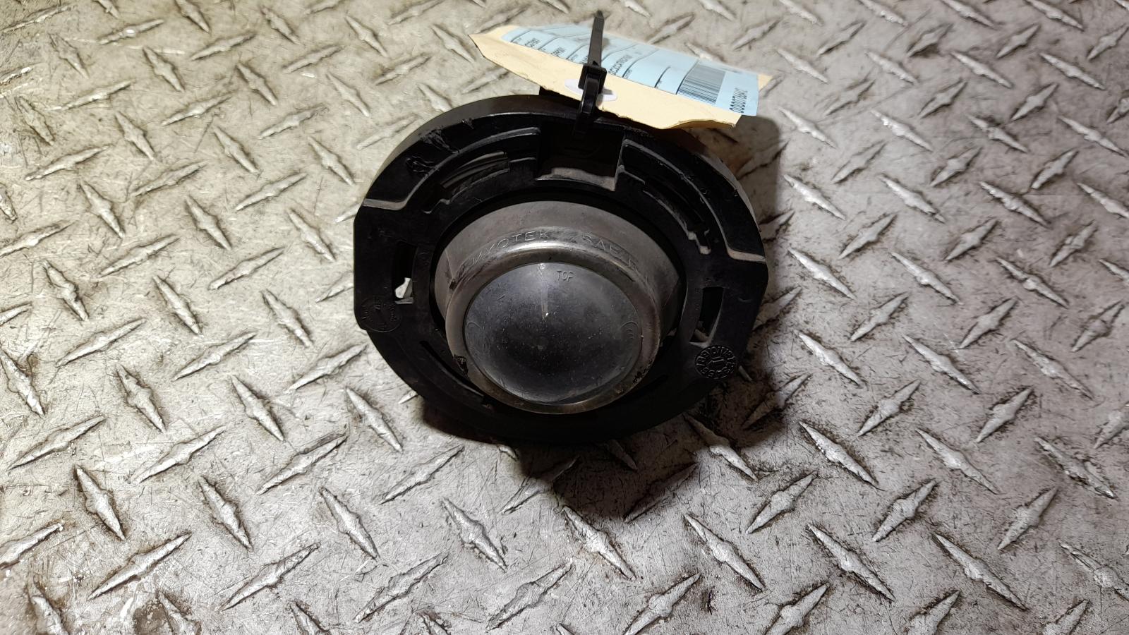 View Auto part Left Indicator/Fog/Side Chrysler 300c 2012