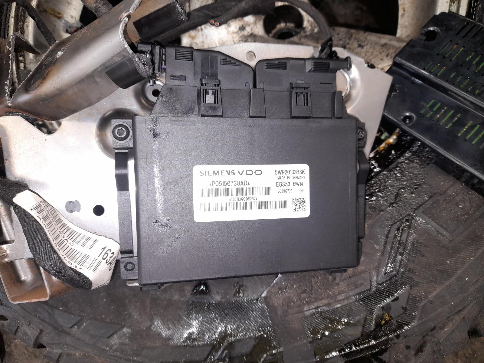 View Auto part Ecu Chrysler 300c 2012