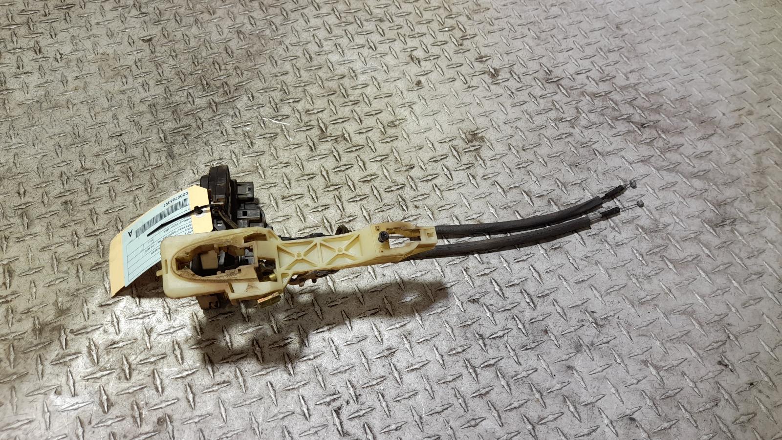 View Auto part Door/Boot/Gate Lock Hyundai Santa Fe 2012