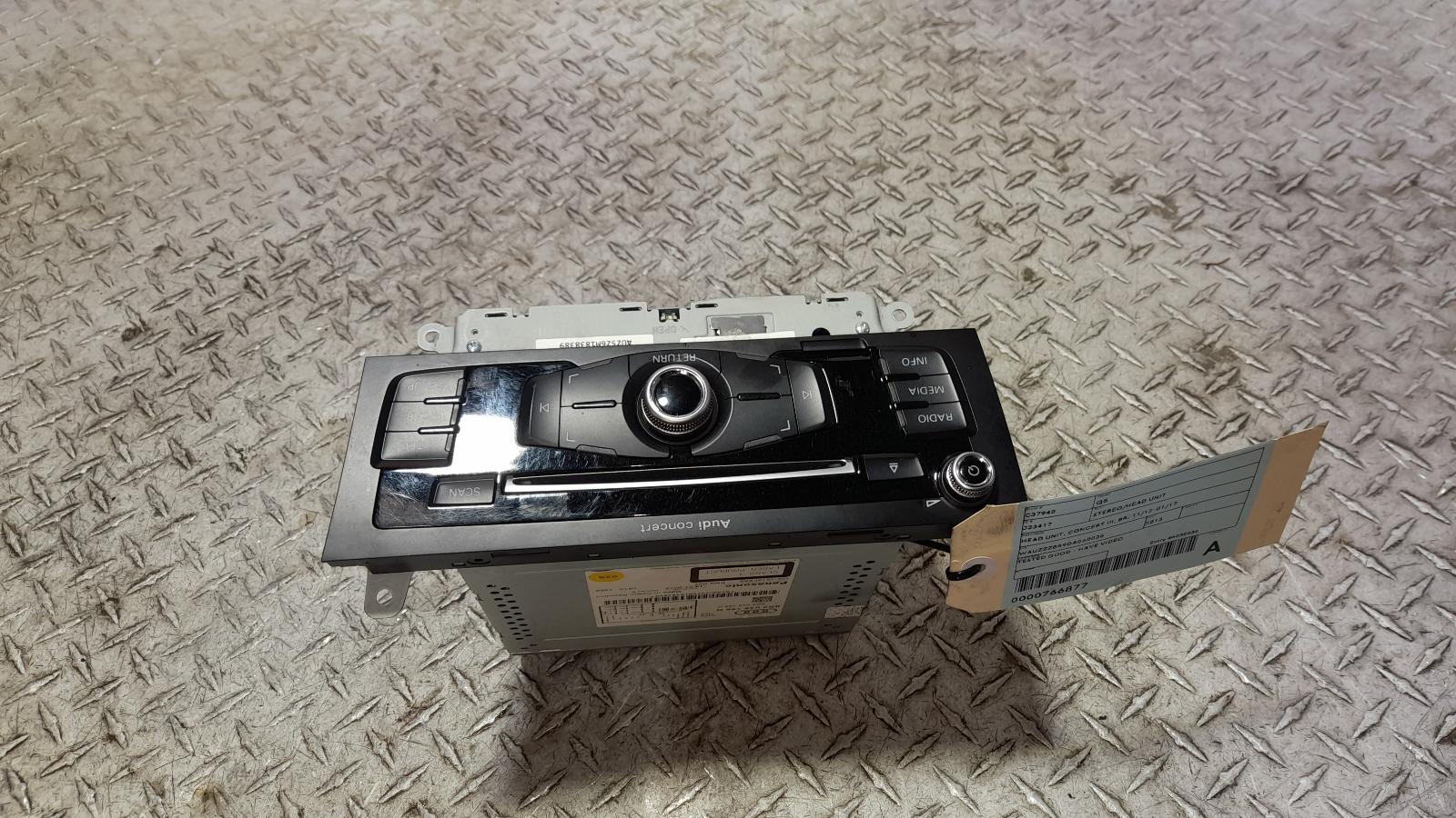 View Auto part Radio/Cd/Dvd/Sat/Tv Audi Q5 2013