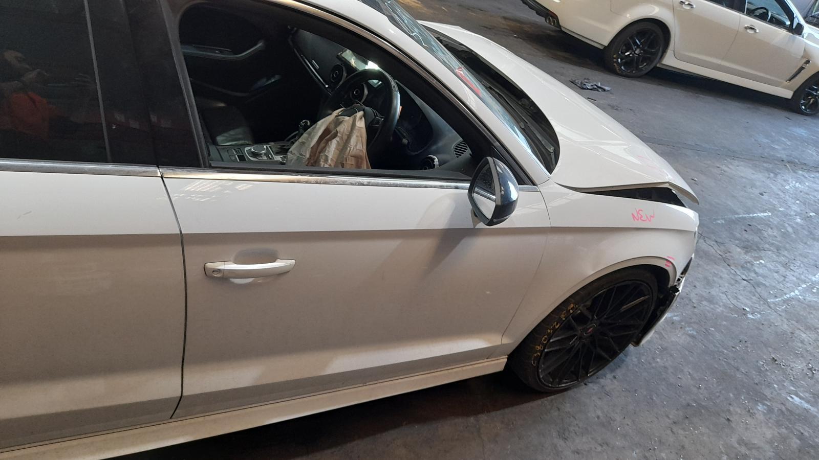 View Auto part Right Front Door Audi A3 2015