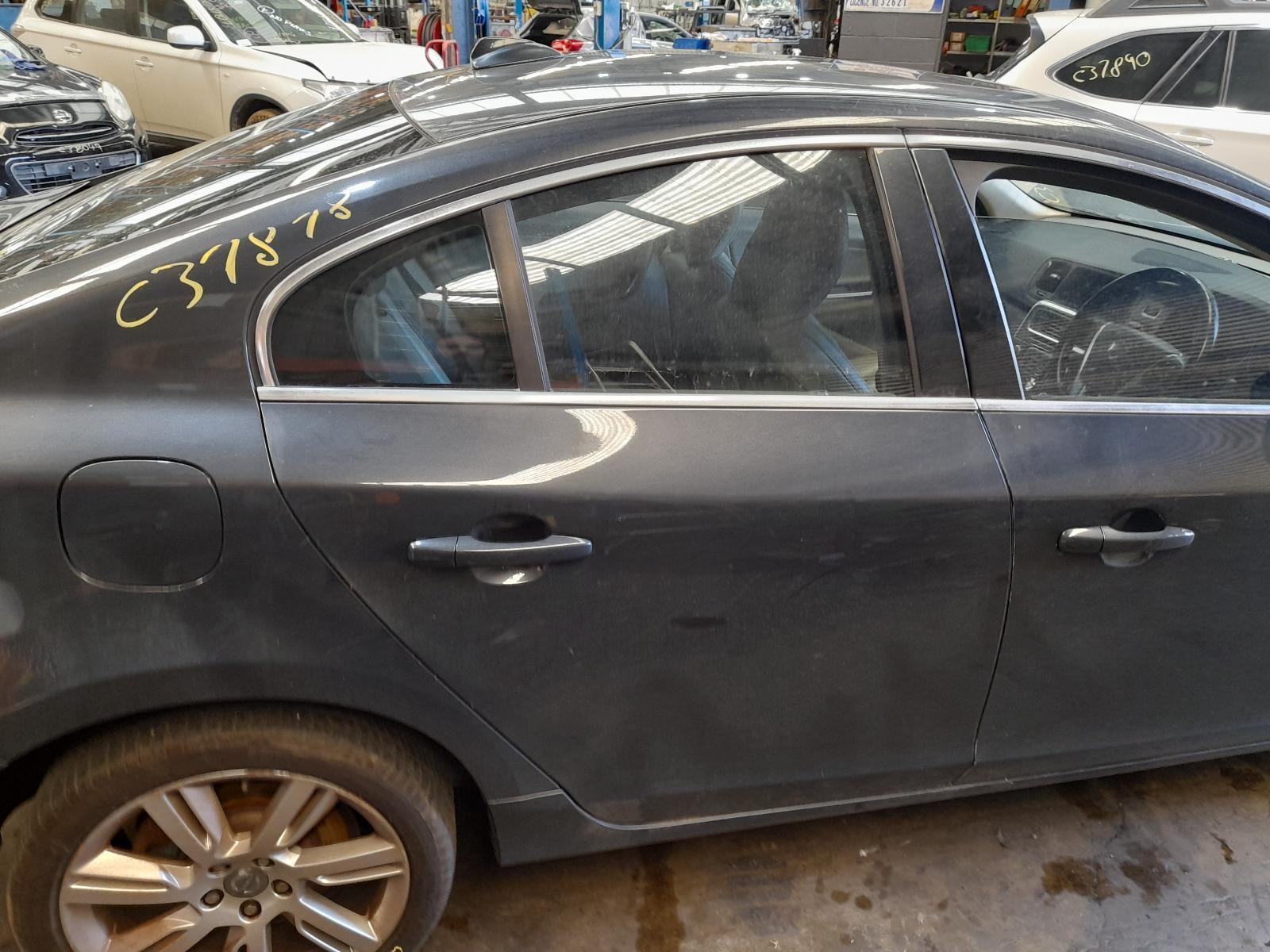 View Auto part Right Rear Door Sliding Volvo S60/v60 2011