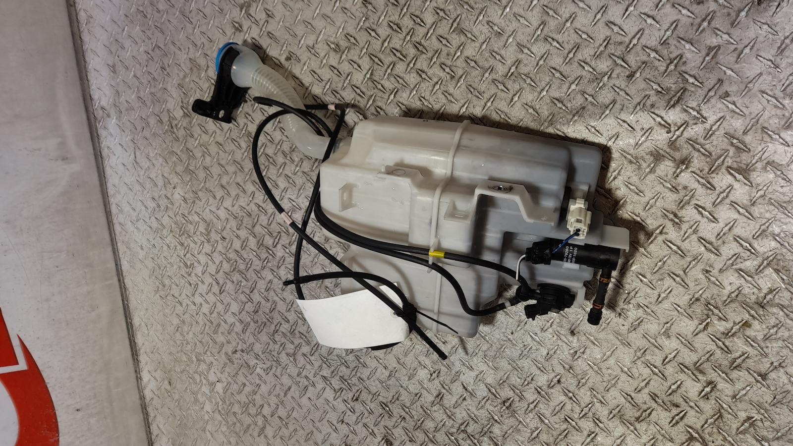 View Auto part Washer Bottle Mazda Cx5 2012