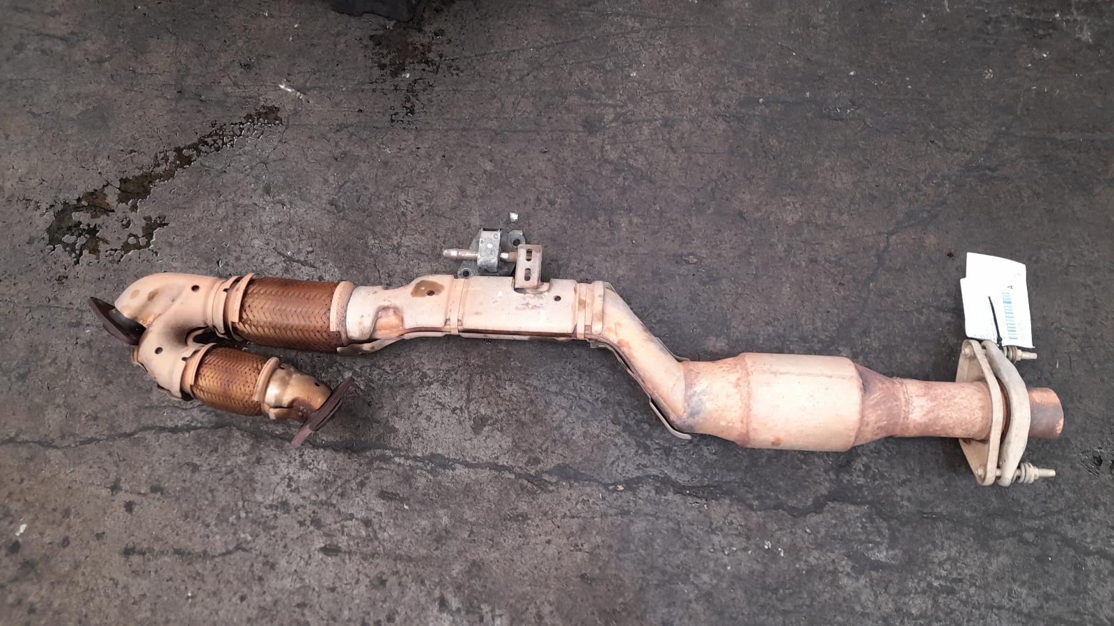 View Auto part Catalytic Converter Nissan Pathfinder 2013