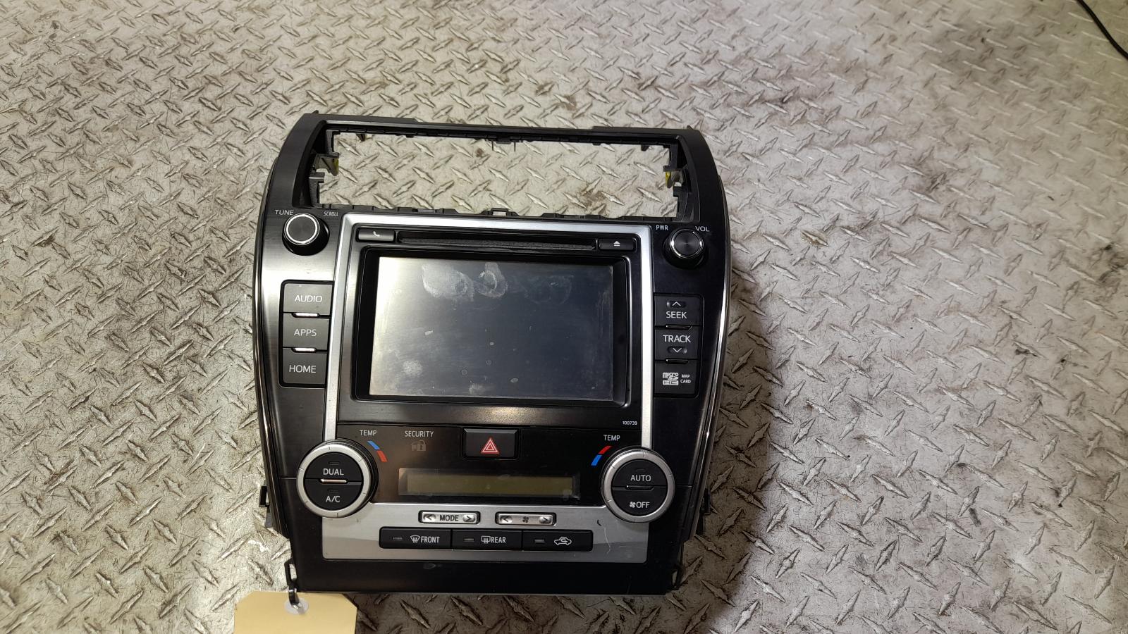 View Auto part Radio/Cd/Dvd/Sat/Tv Toyota Camry 2016