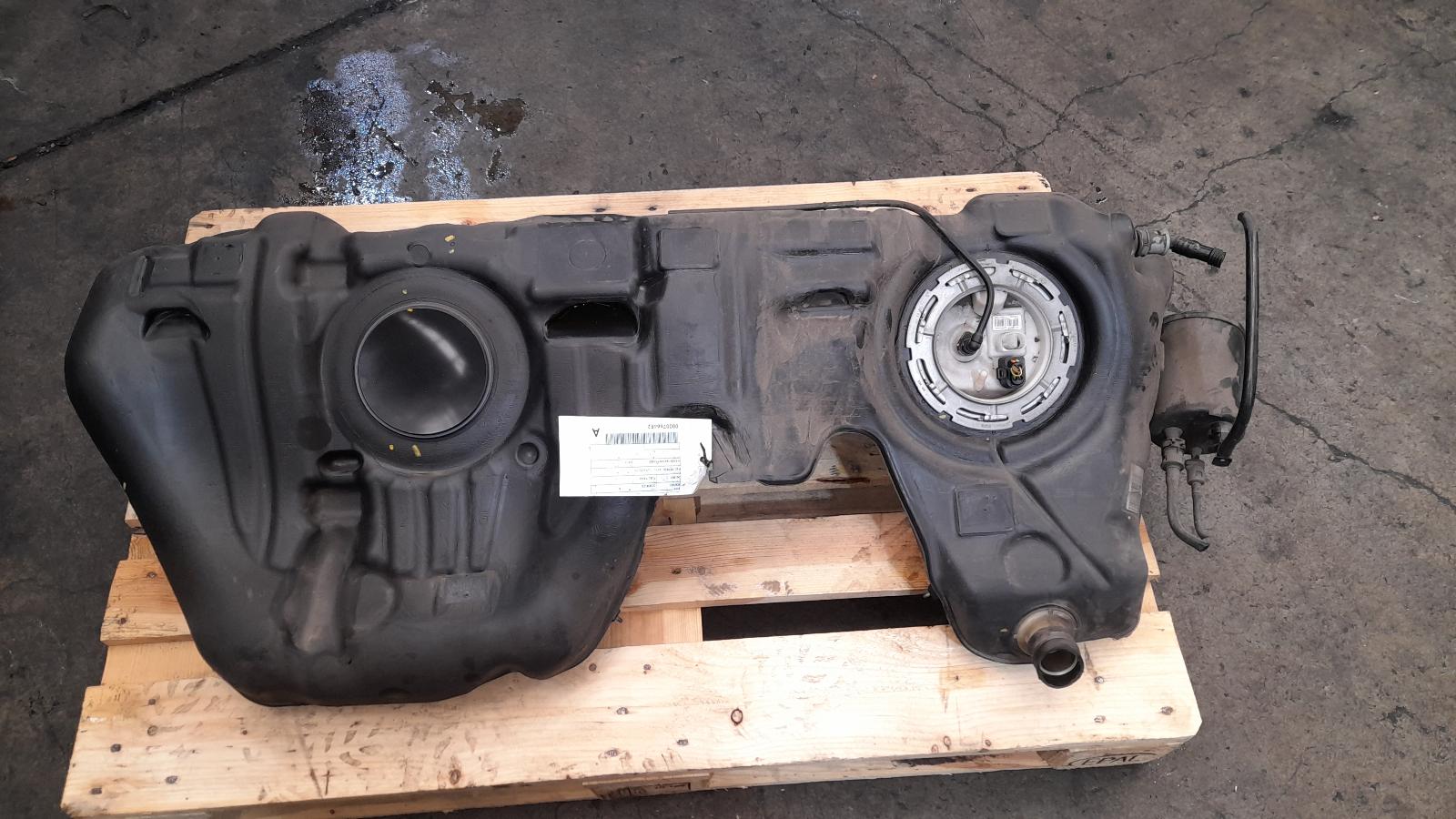 View Auto part Fuel Tank Bmw 3 Series 2012