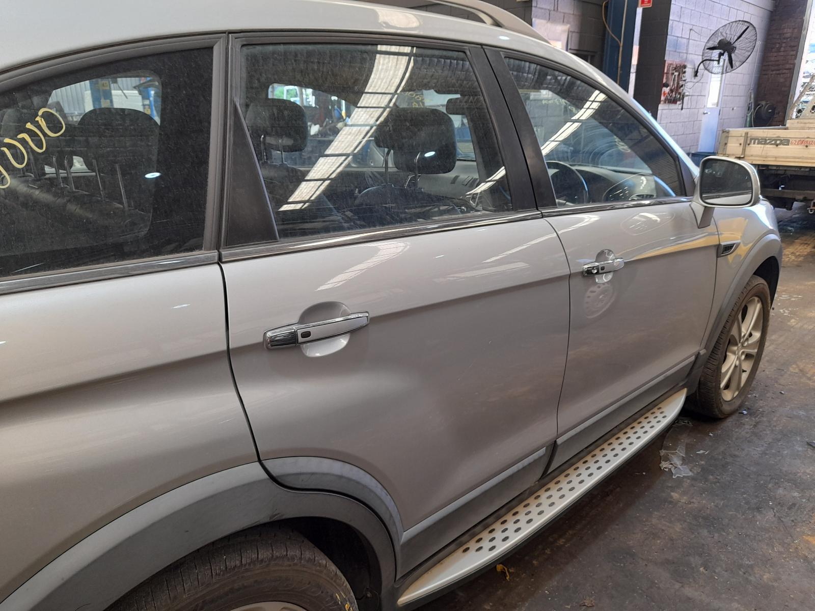 View Auto part Right Rear Door Sliding Holden Captiva 2015