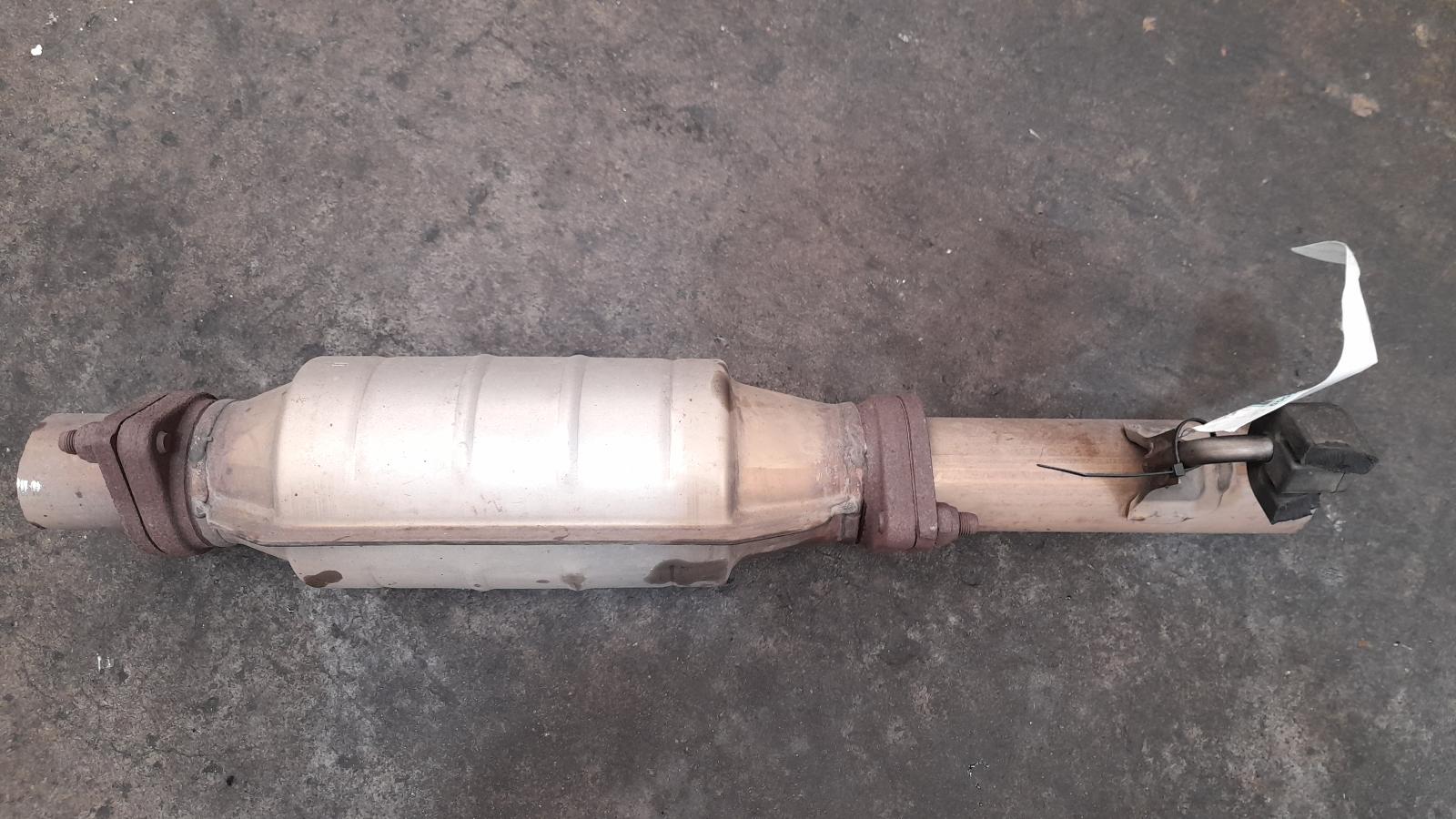 View Auto part Catalytic Converter Hyundai Iload/imax 2014