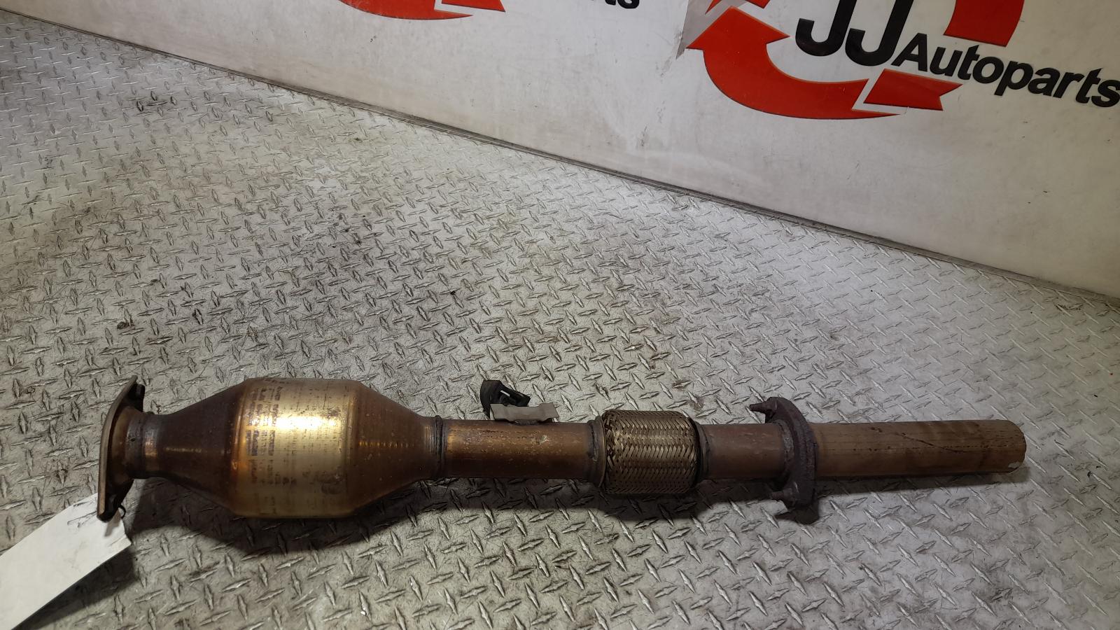 View Auto part Catalytic Converter Toyota Kluger 2015