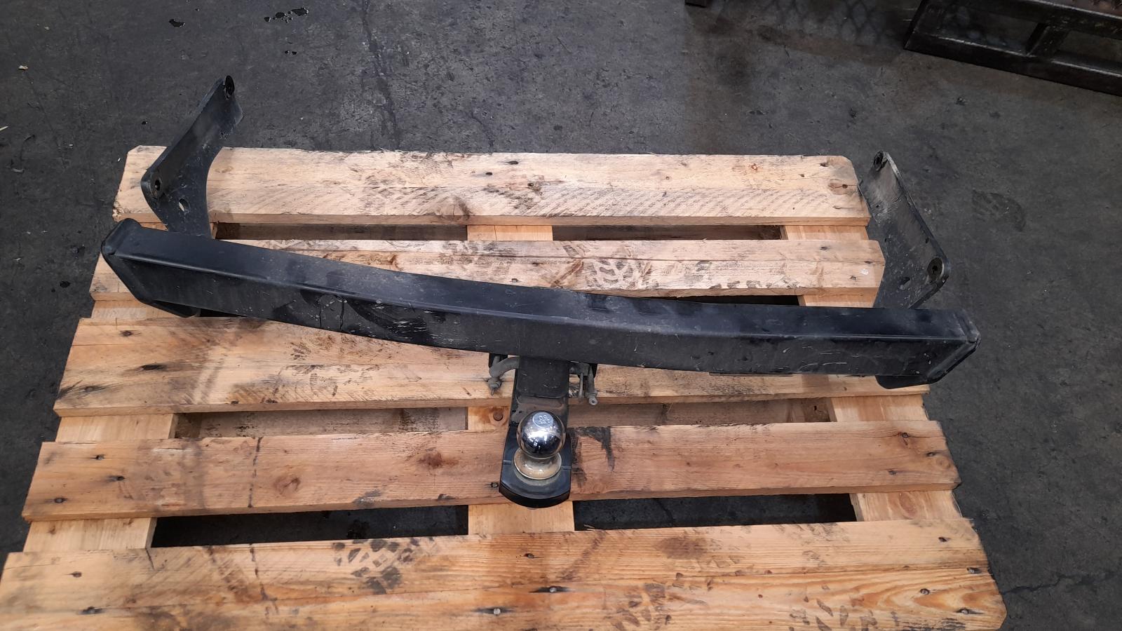 View Auto part Towbar Mazda 6 2014