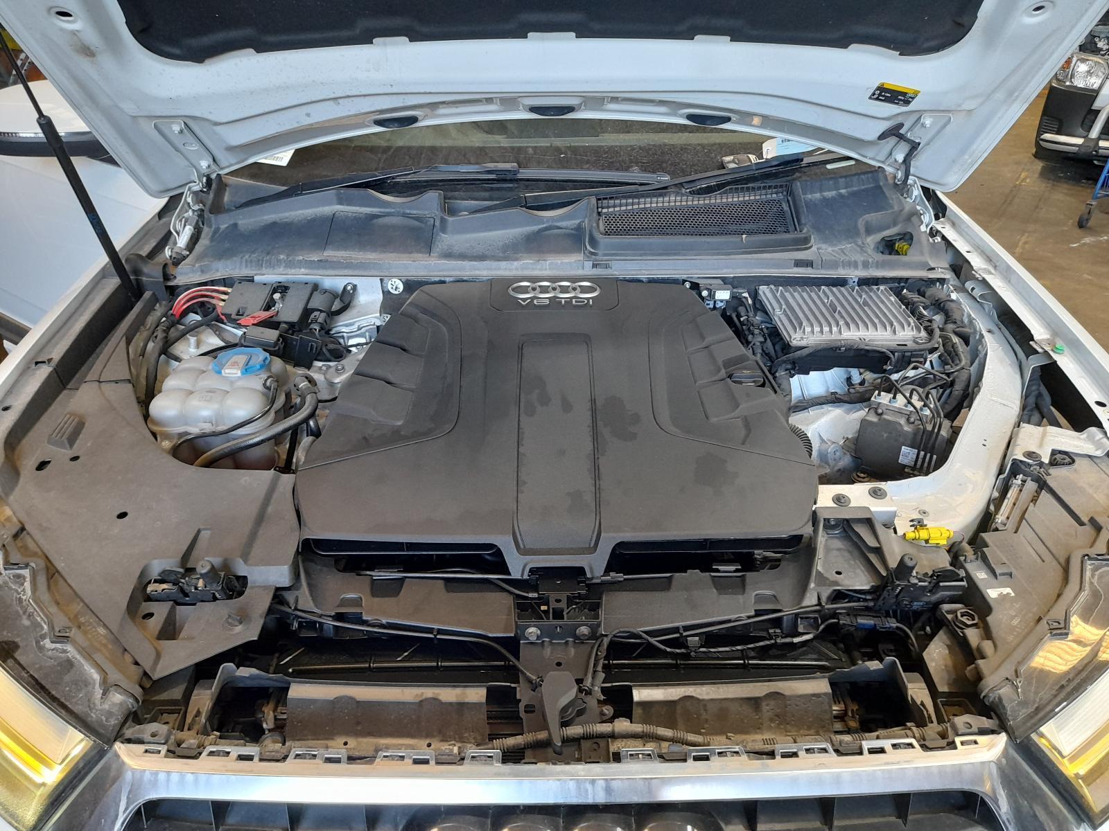View Auto part Engine Audi Q7 2015