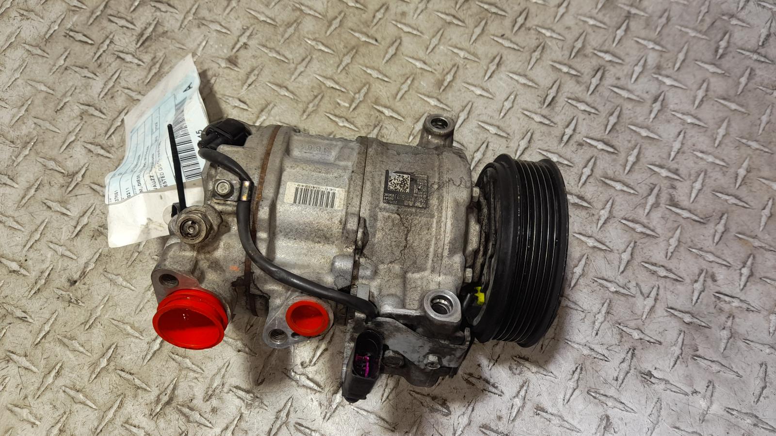 View Auto part A/C Compressor Audi Q7 2015