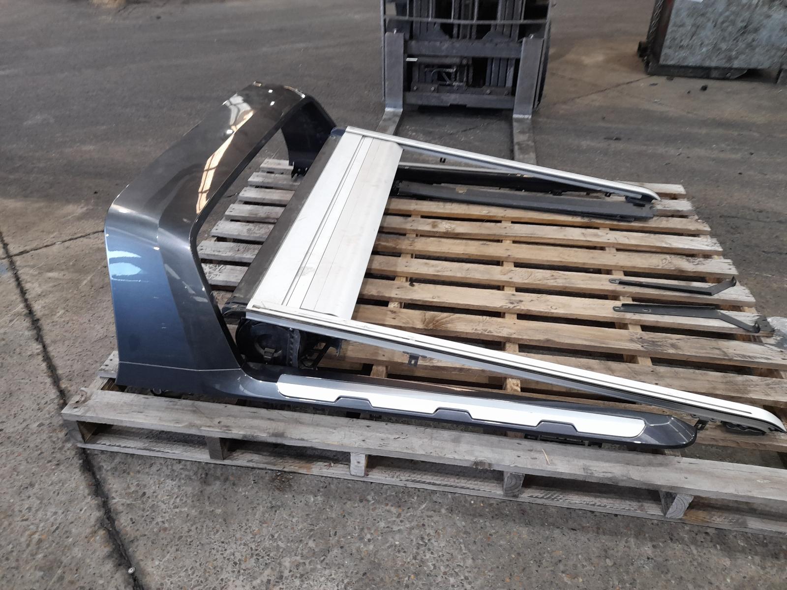 View Auto part Tonneau/Cover Ford Ranger 2020