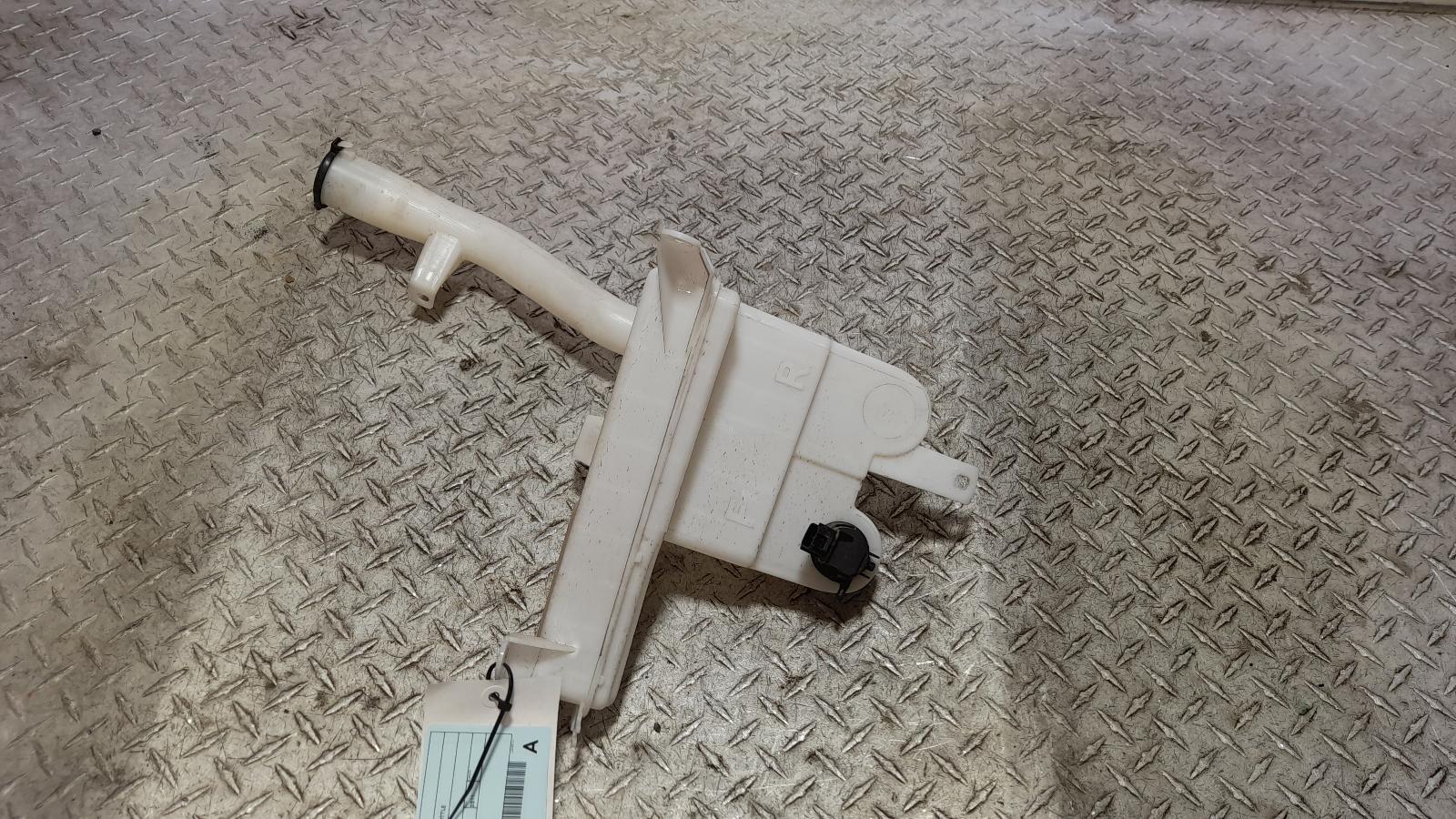 View Auto part Washer Bottle Toyota Hilux 2011