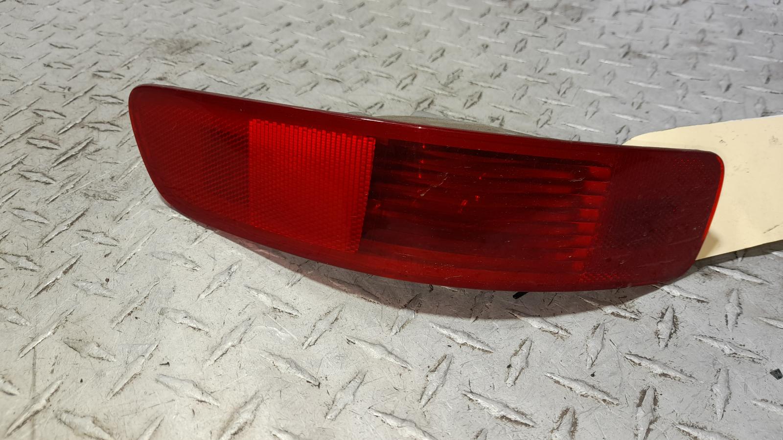 View Auto part Left Taillight Mitsubishi Outlander 2011