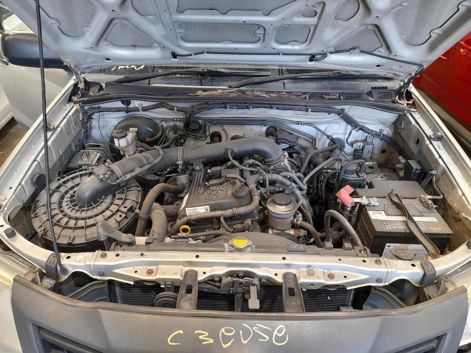 View Auto part Engine Toyota Hilux 2013