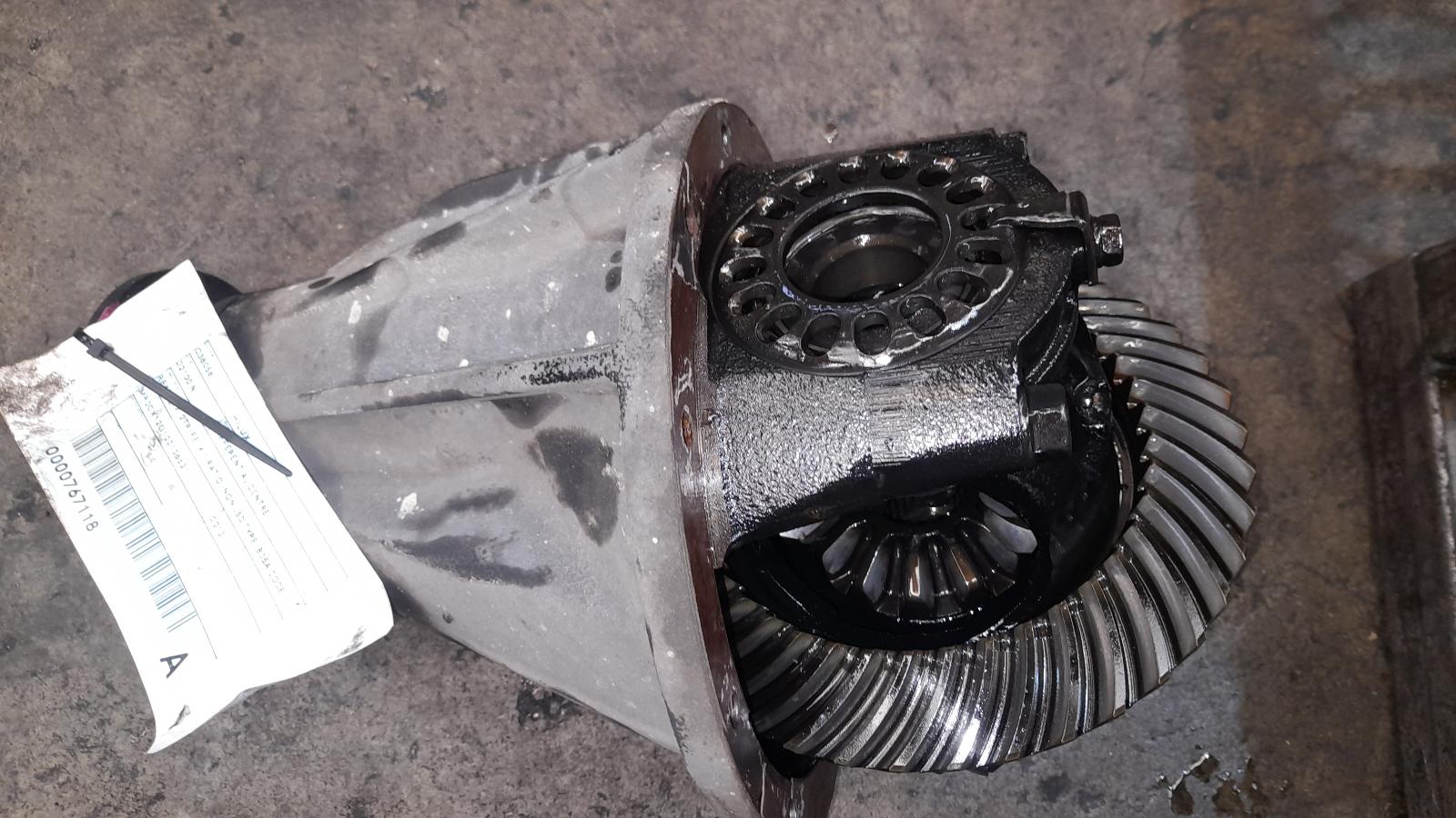 View Auto part Differential Centre Toyota Hilux 2013